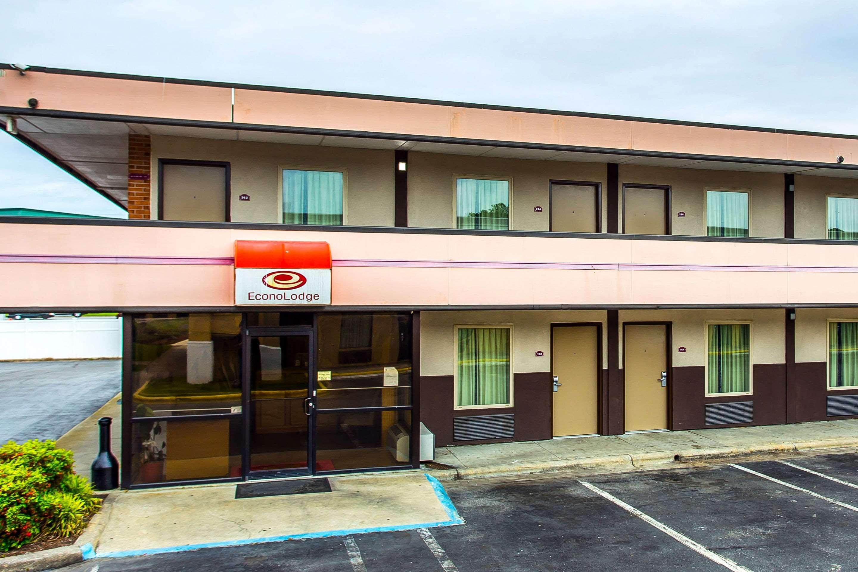 Econo Lodge Elizabeth City Bagian luar foto