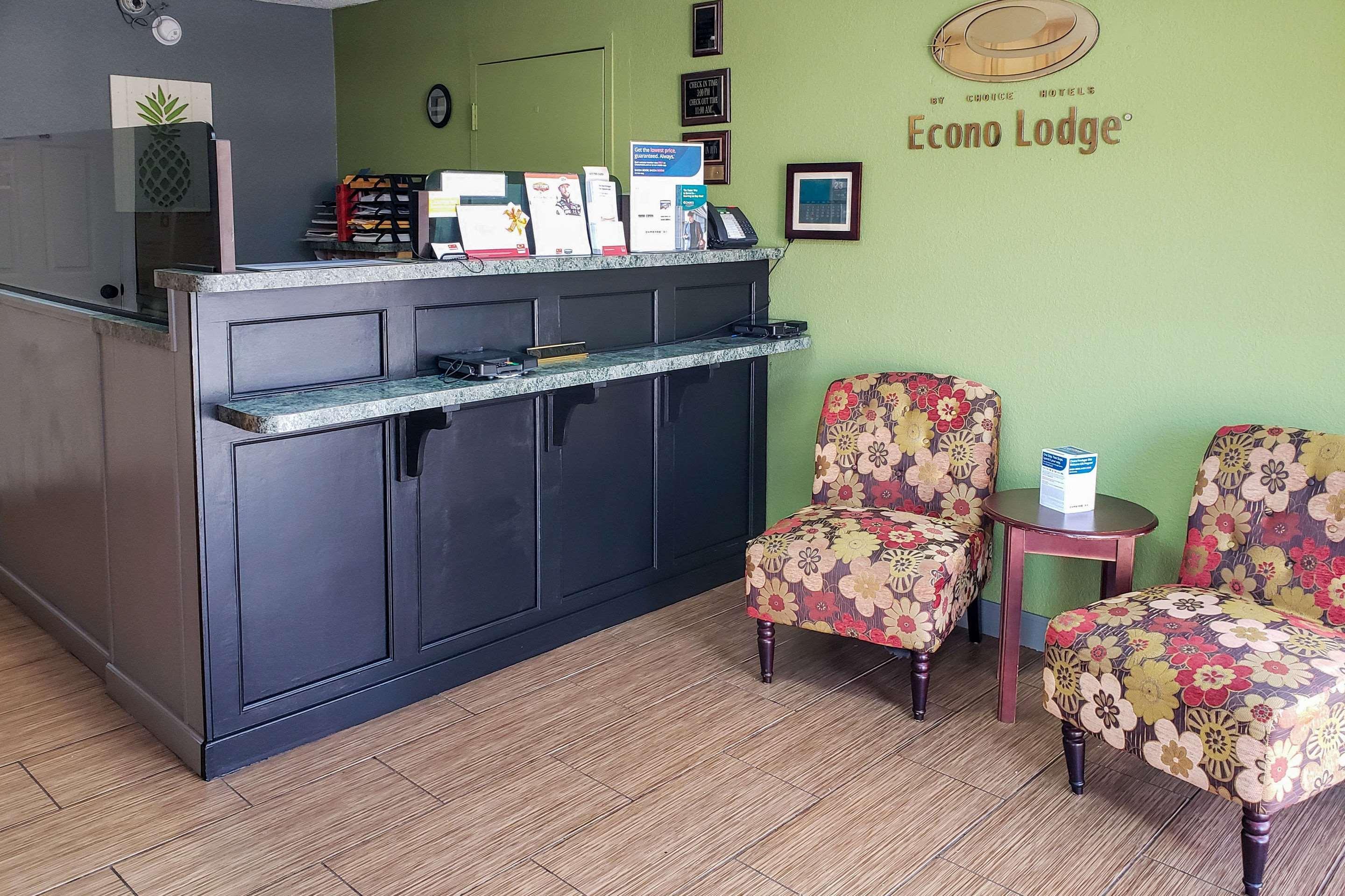 Econo Lodge Elizabeth City Bagian luar foto