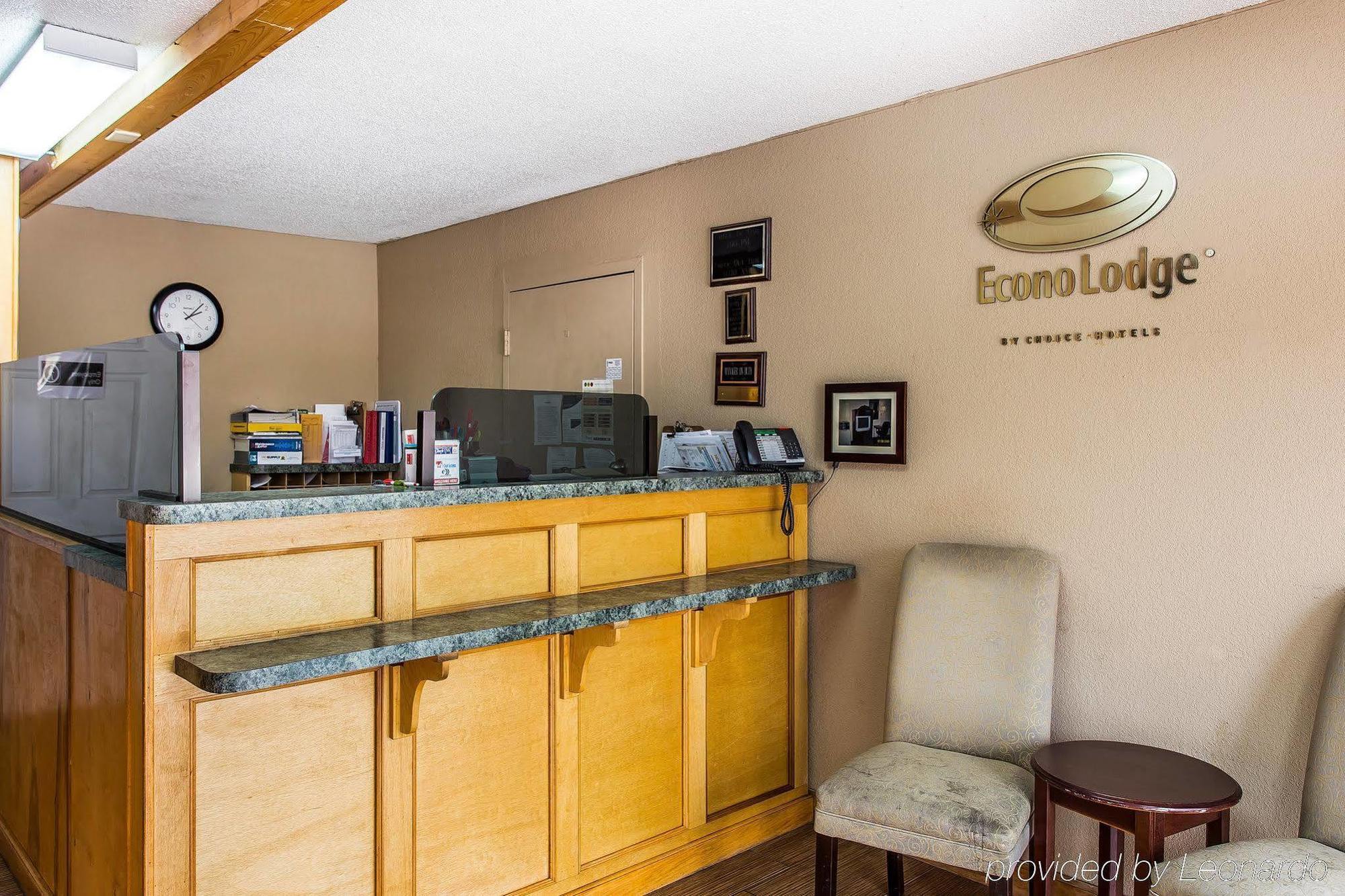 Econo Lodge Elizabeth City Bagian luar foto