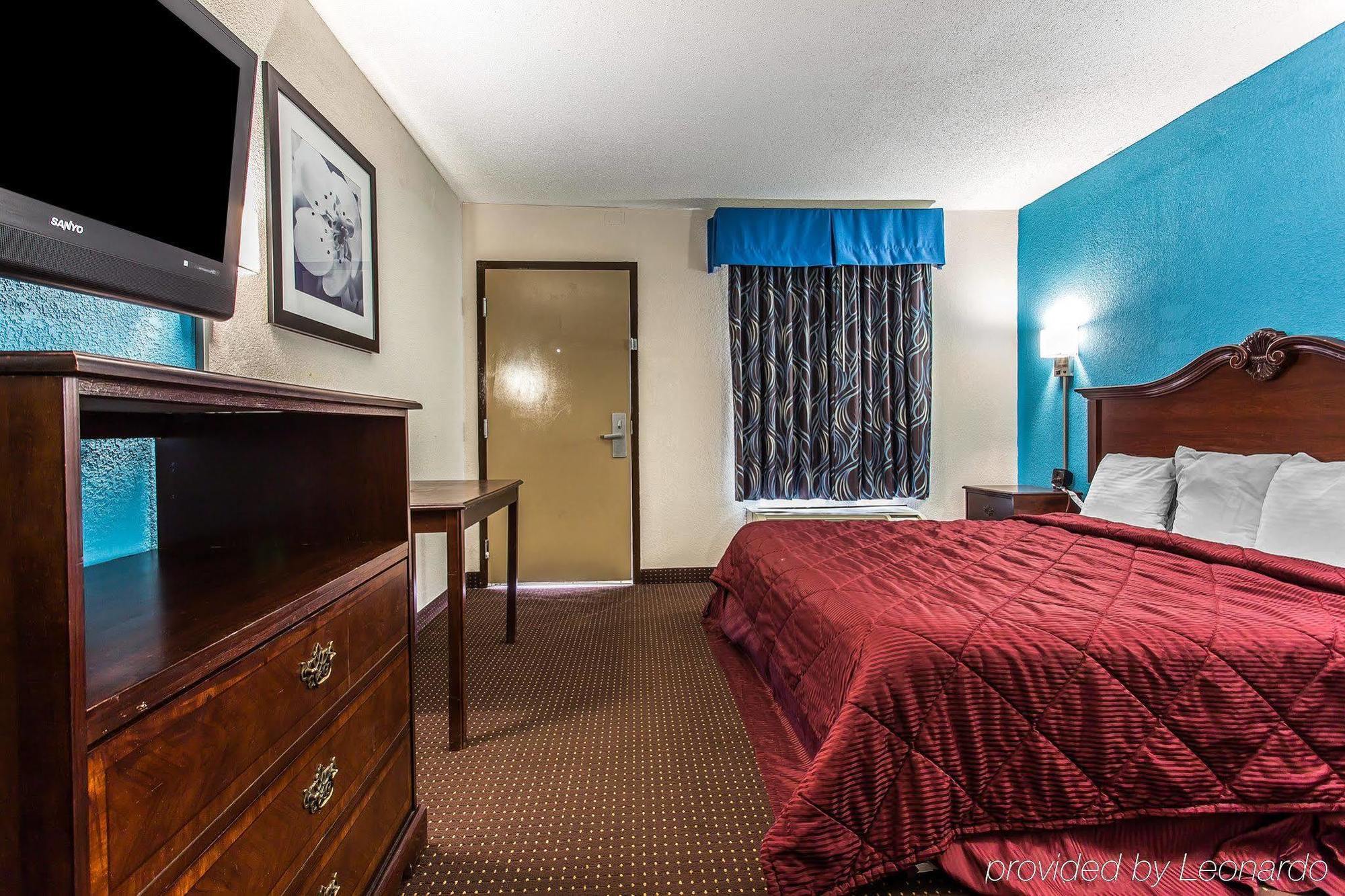 Econo Lodge Elizabeth City Bagian luar foto